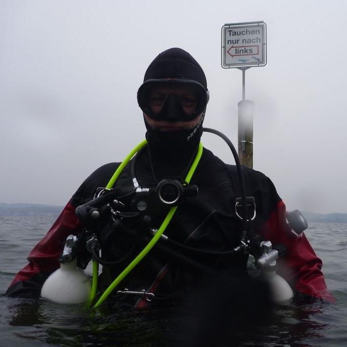 DEEP40_DE's profile picture. VDST/CMAS Instructor Trainer, Author