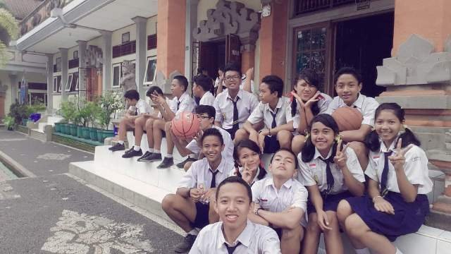 DevaFsk8's profile picture. Bassist || Pomade addict || Suavecito