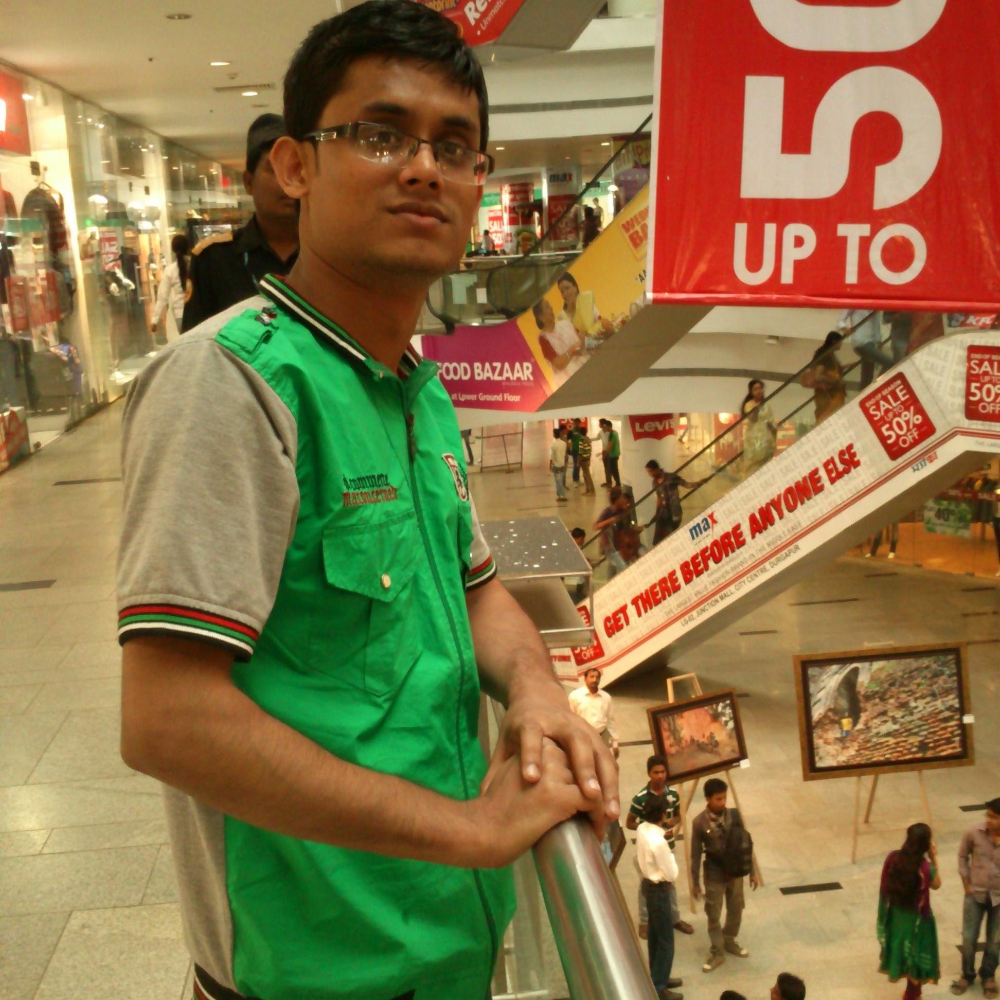 i am sharp ,fluent and very friend loving person. I love to chat and any friendly affair. I want  strong relation with my good wishers and corruption free india