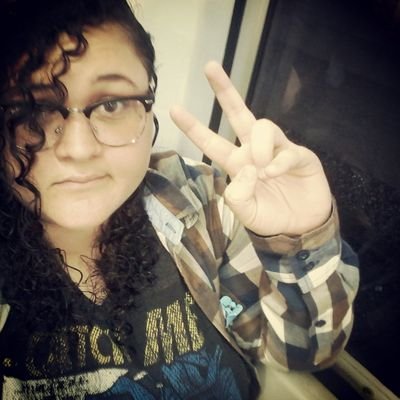 Amo fazer amizades, sou muito timida meiga .. E amo anime yaoi. E amo atencao!! Sou sargitariana *-*