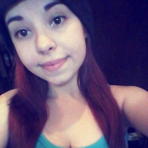 Voy a fumar mientras te espero~//Sol diosa única, ella manda hoy y siempre♥