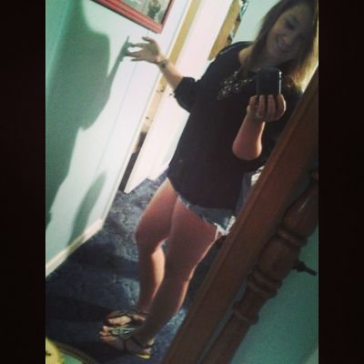 G.R.I.T.S| 20| Single| My mamas my guardian angel. ill see you at the crossroads♥