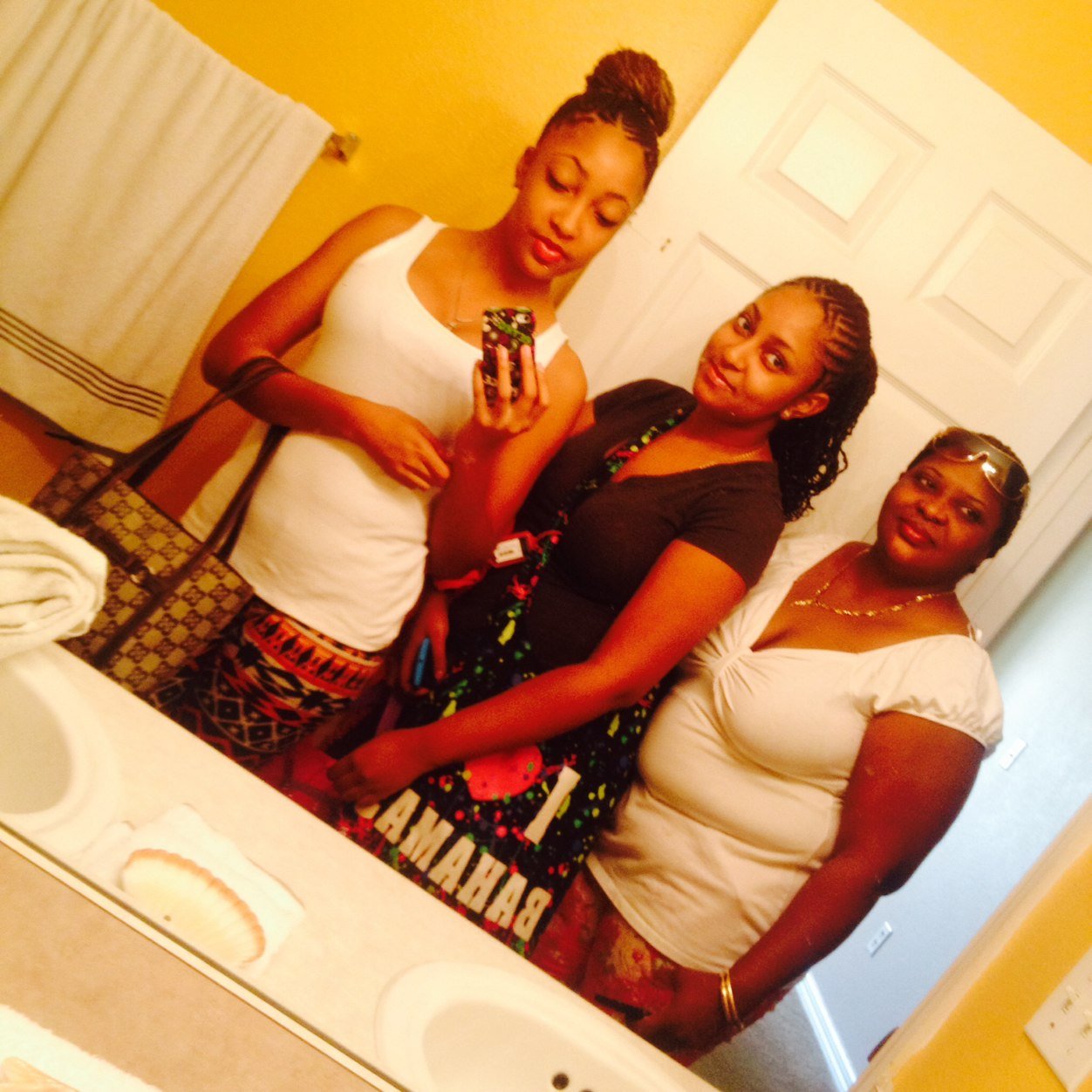 @latonique_ was here ❤️ :* || PYT || Bahamian || Follow for Follow :)