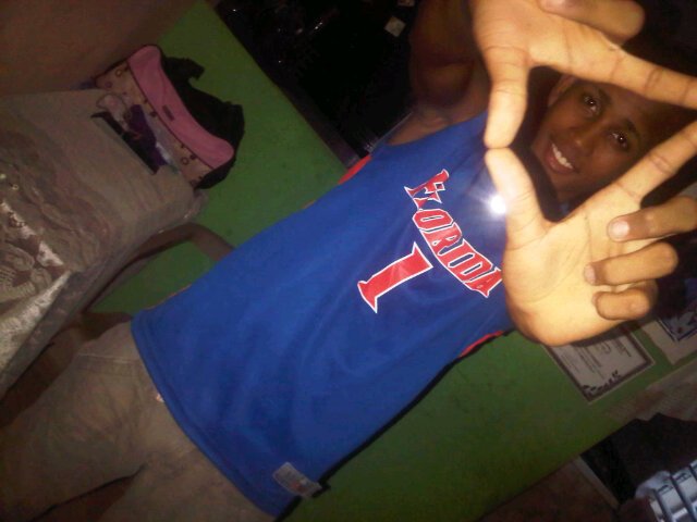 Guzman_Dice's profile picture. [ ♪AmanttehAlRap]  [Ctrl?-nohay] Mαđ℮'ιnDσmιиιcαиα (+9'♡] [CELOCiiSiiMO']Tεиgσ LαSαlsα Chιиα