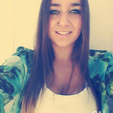 CatiMartinez16's profile picture. Luchando por no caer, por marcar la diferencia,chavales.Siempre fiel a mi misma,importandome una putísima mierda el que dirán. Insta: Catii_Martinez