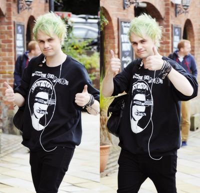 FREE FOLLOW :) PLEASE FOLLOW @Aisha5sosAtlSws xxx