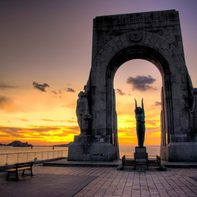 Jean_Phizz's profile picture. #ForzaOM #freakyfriday #ApéroBarbeucDuJeudiMidi et surtout très fier de connaitre le créateur du #freakymonvié #TeamOM