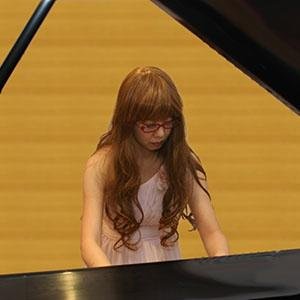 akie_piano's profile picture. ピアノ講師です。3歳からピアノを始め早○○年？！延べ1000人以上の生徒さんを指導して参りました。オンライン講座も開設してます♪ 　音楽と料理、写真などの色彩と大きく関係すると気づきました！日常を呟いてきますので宜しくお願いいたします（*^_^*）個人ブログも宜しくですhttps://t.co/AnoAqn6rCo