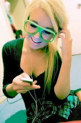 alexasimon01011's profile picture. 