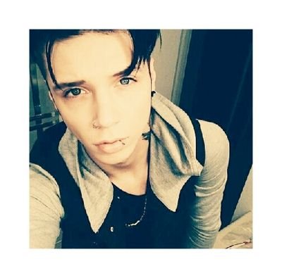 —c'è ancora chi crede che la realtà sia quella che si vede—