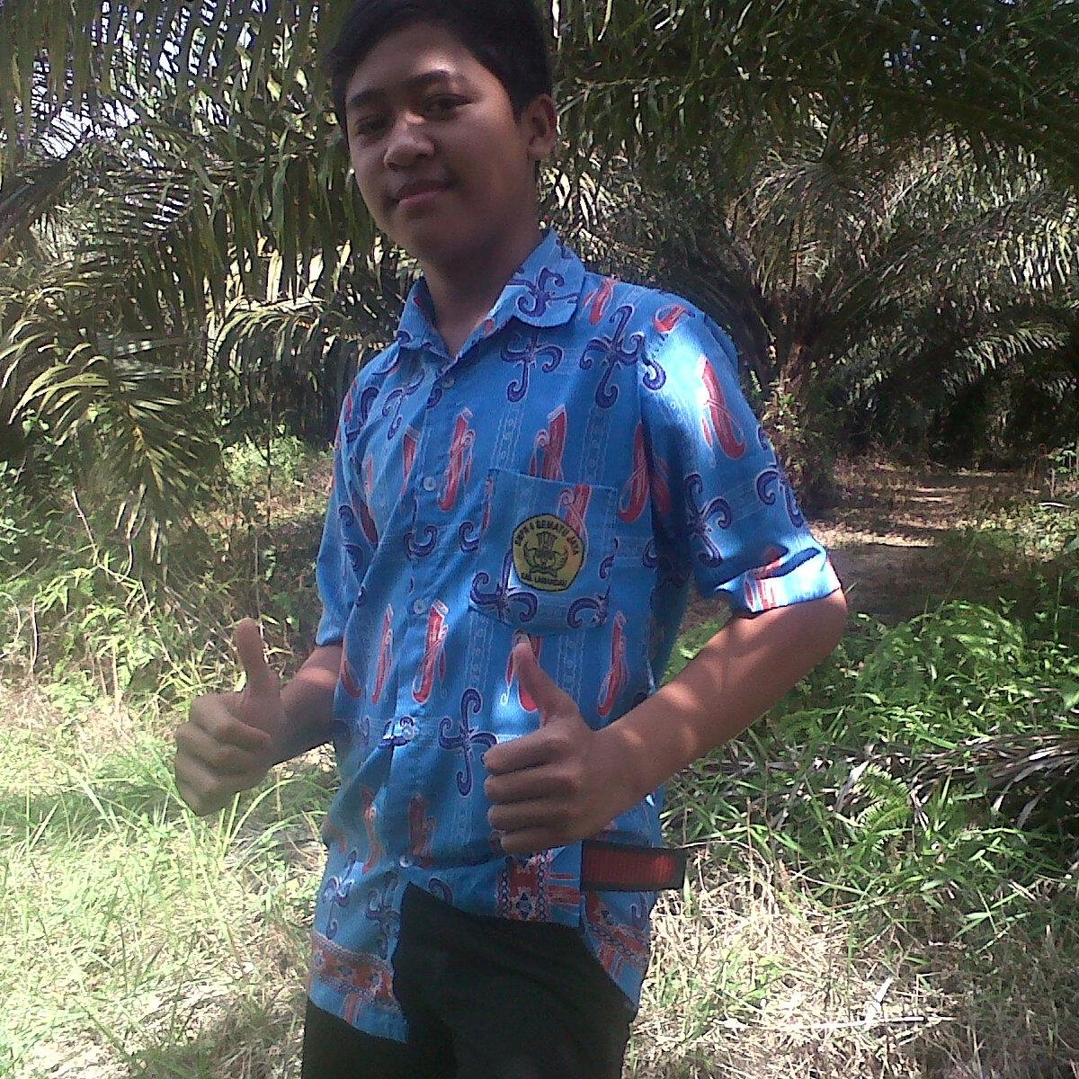 DhenyKrw's profile picture. 