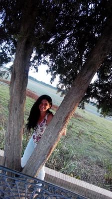 Sé tú, e intenta ser feliz..pero ante todo....Sé tú.....
