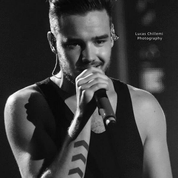 free follow from @flawlessziamx. Fav this --- https://t.co/3Iz6rE2Fiu