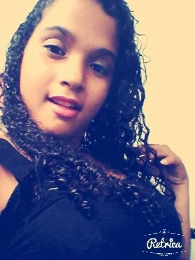 A música me da a calma que o mundo me tira. ✌