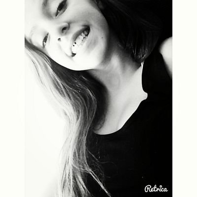 16 veranos. Para que poner mi biografia si de todas maneras tela vas a inventar