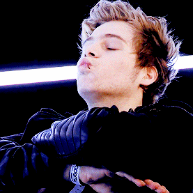 VeronaOneD's profile picture. Love ♥♥ @OneDirection ♥♥
                               KOSOVO