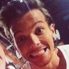 harrehsrings's profile picture. voglio solo rivivire quel momento,chiedo troppo? |2806| ☁️best day☁️