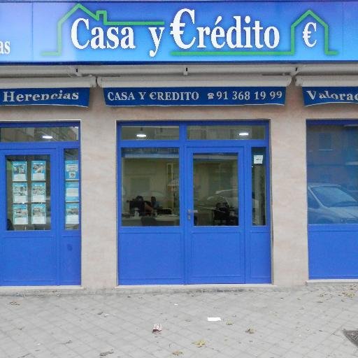 Casa y Crédito es una empresa dedicada a la intermediación inmobiliaria y financiera, dando servicio en gestiones de compraventa, alquiler, y préstamos.
