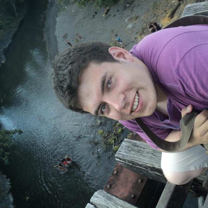Emprendedor y entusiasta por la tecnología.