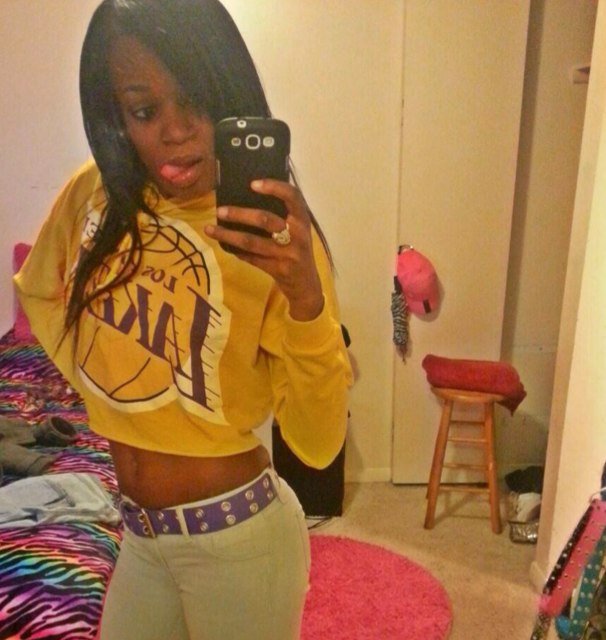 #TEAM PrettyNPaidd ($$$] Tatted ! #FollowMe BITCH ill Follow Back :) BADDIE #EBK #D.O.P.E