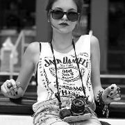 Blog hecho para chicas amantes de la moda y las tendencias. Todo el estilo y las mejores fotos aqui✌. Si te gusta algo siguenos