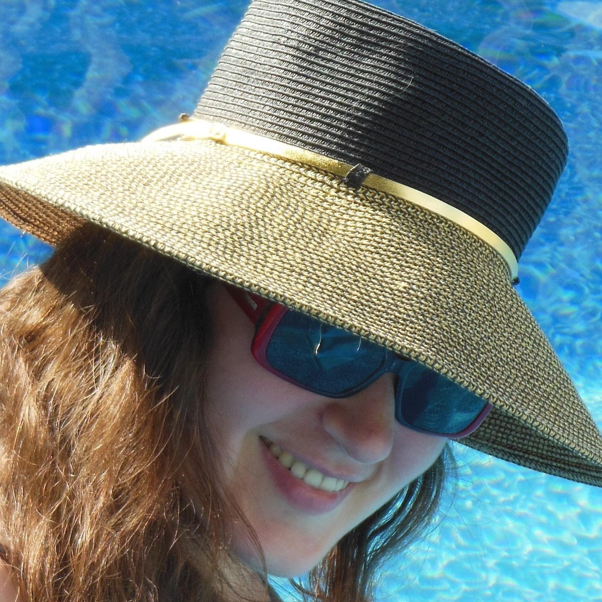 Katherine_Tella's profile picture. Welcome, thank you for visiting! Writer, avid reader, artist, herbivore, Sjögren’s syndrome strong 19 yrs Let me Tella you a story...