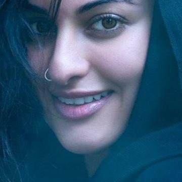 itsmedivyasn's profile picture. 