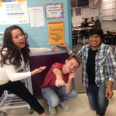 stuco_commserve's profile picture. Giving you updates for community service opportunities!  This account is run by Galena Community Service chairs Hannah Munro and Eddie Oliva! Go Grizz