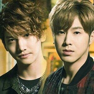 TVXQ号乗車中☆Bigeast☆ユノとチャンミンと共に東方神起を守っていく覚悟はできております。  シムデレの激しいユノペン。 無言フォローすみません。。