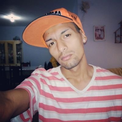EriiCziitO Raztah....
El del feeling,
El musicOlogO,
Del ghetto....
3. RomantiC Stylè