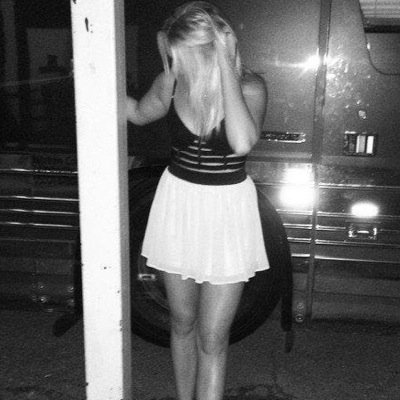 RydelEHS's profile picture. 'She was an artist, and her life was her canvas' || The name's Rydel. 21 year old Art teacher. Music lover.