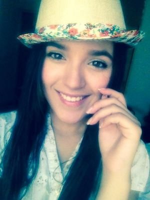 el 19/agos/2014 me siguio vickie caballero pero ruso no lo anelo