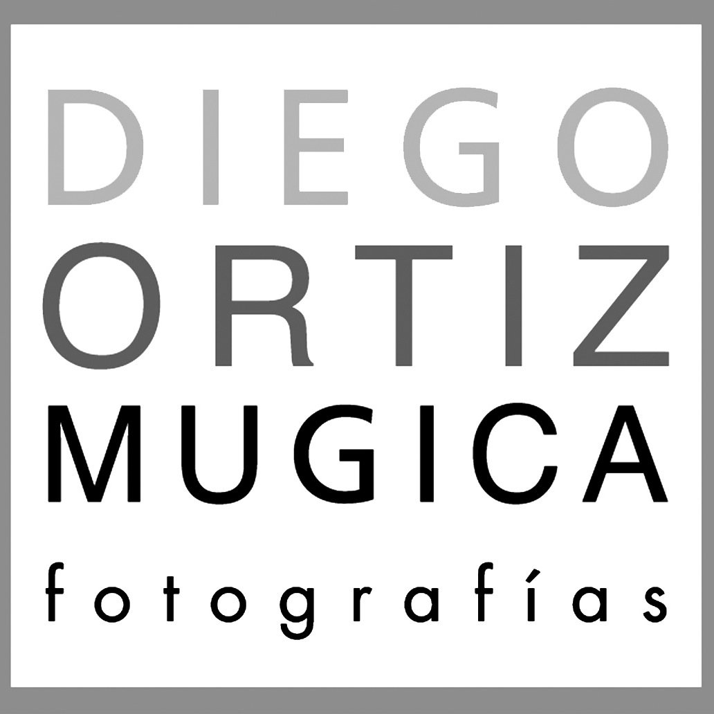 Galería argentina, enfocada exclusivamente en la fotografía fine art en blanco y negro y gris.