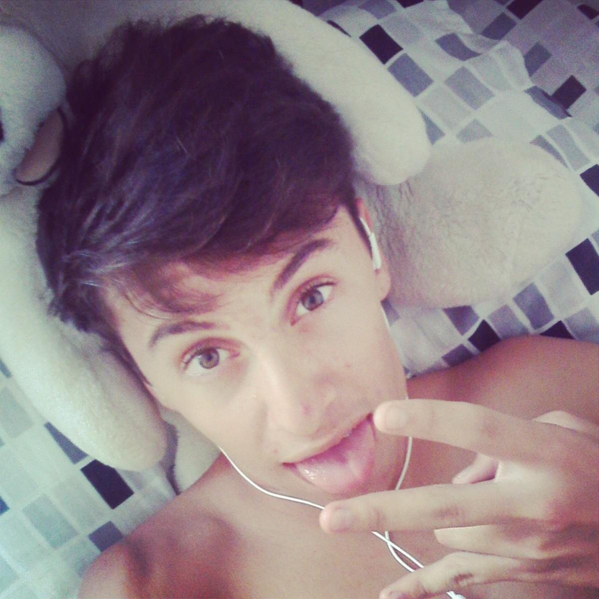 '' Sei que toda essa batalha , no final vai valer a pena '' ✌ Filho de Deus ✌