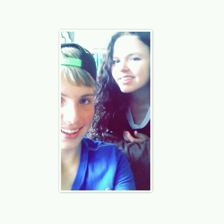 naomixloveuu's profile picture. ❤