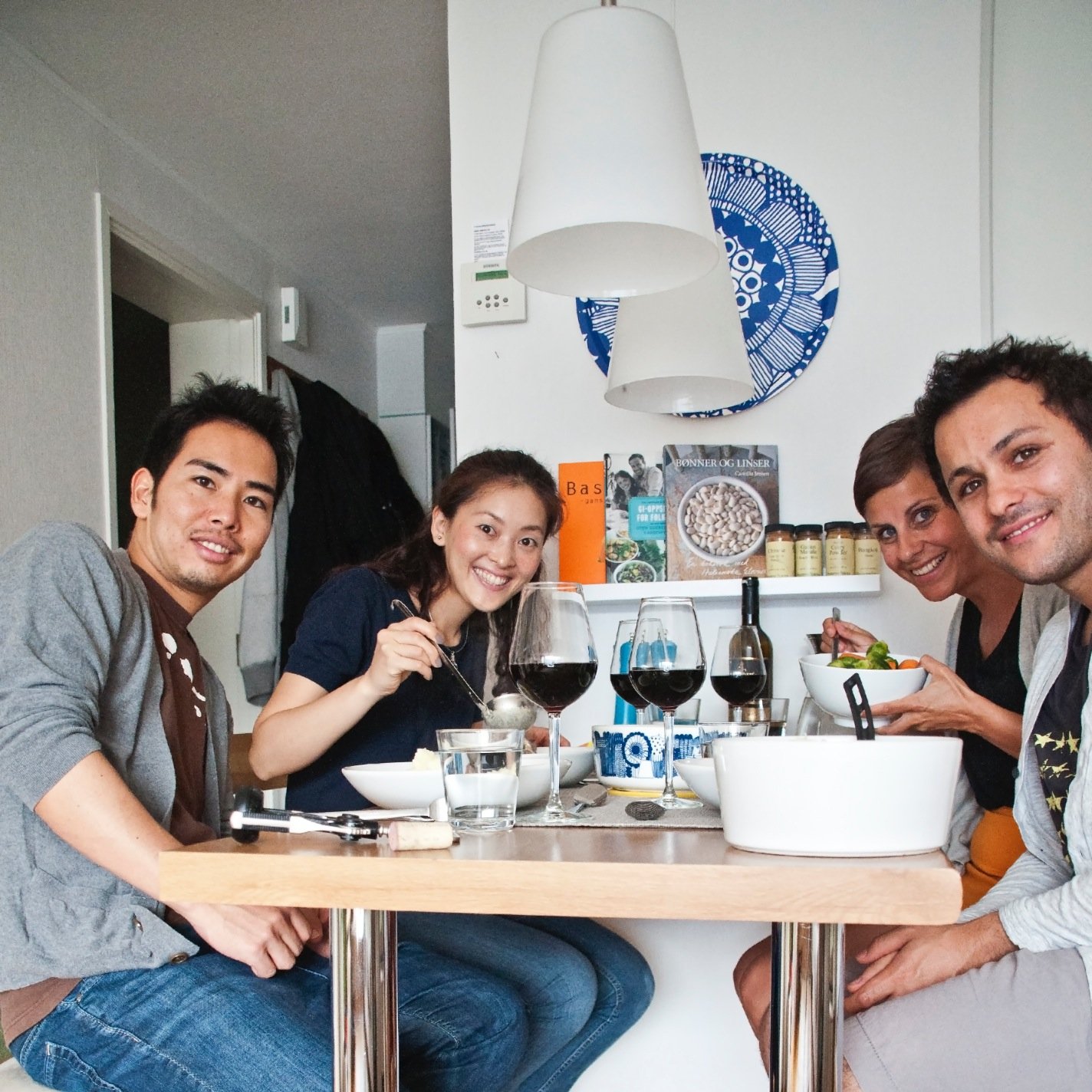 A PurpleDinner is a meal enjoyed in someone’s home. This site matches dinners and hosts so they can enjoy home-cooked meals in the comfort of personal homes.