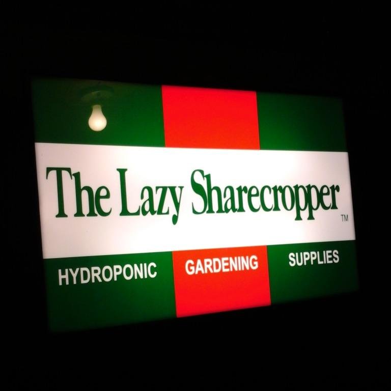 ABOUT THE LAZY SHARECROPPER
The Lazy Sharecropper™ opened its first store as a full line hydroponic gardening supply store in 2011 in San Leandro, CA.
