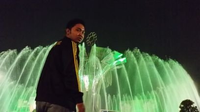 AMP_ROMANCE1st's profile picture. Kau mengambil hatiku kau racuni cintaku betapa ingin ku berlari tapi semakin aku mencoba aku ingin kembali