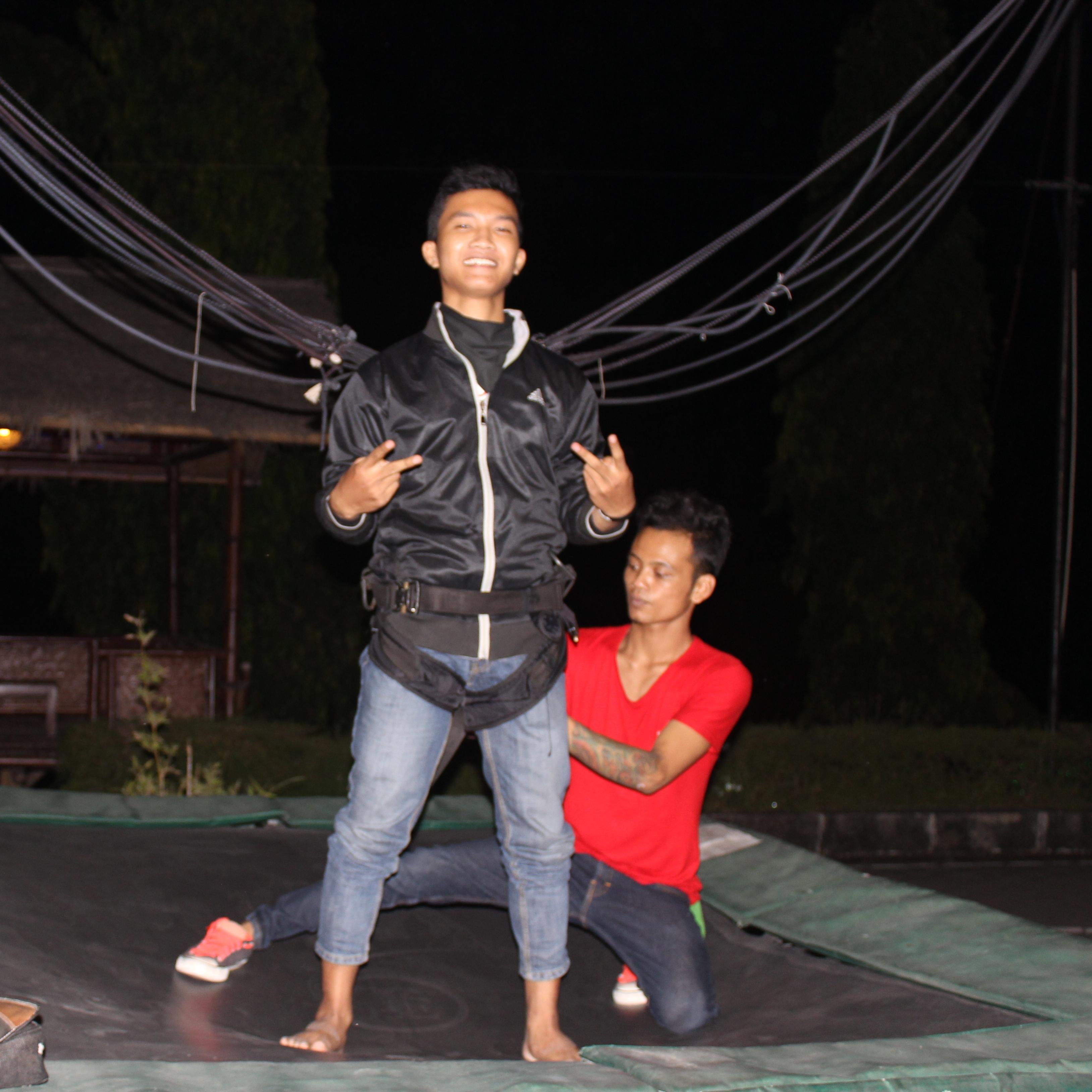 DianEko8's profile picture. 