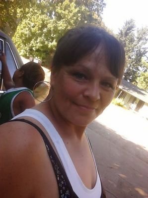 robinn758's profile picture. 