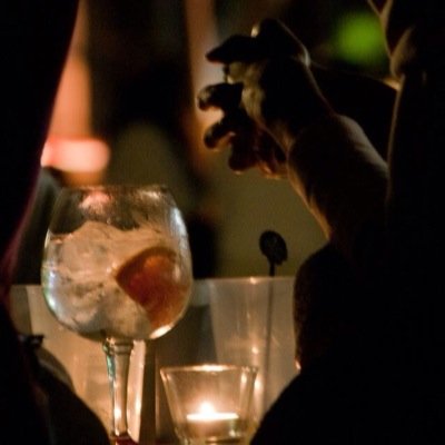 No es ningun secreto:La gastronomia esta de moda.Comida de temporada, libertad creativa, cocina de aqui y alla.Sin olvidar quienes somos, disfruta el Gin tonic