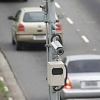 INFOLAP SYSTEM projetado para salvar os motoristas em perigo alertando a central e autoridades junto com câmeras leitoras de placas LAP. Patente Req.