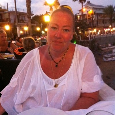 DushiCorina's profile picture. 