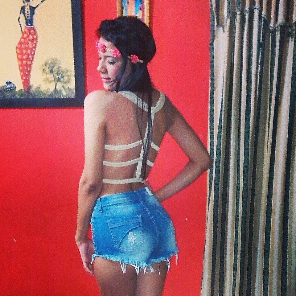 17. te amo inmenso bella, gracias por todo significas muchoo, nicole estuvo aqui.