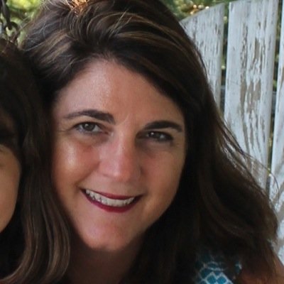 mom to 4 and 1 angel, teacher of 1st graders, beach lover from coast to coast