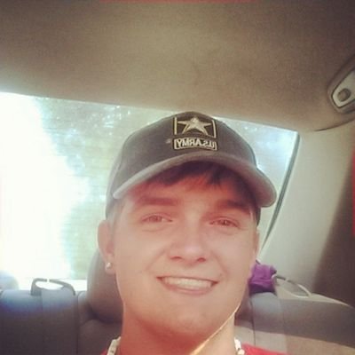 imdylanherndon's profile picture. My name is Dylan. I'm 19. Single. I'm sworn into the U.S. Army and shipping out on November 4th.