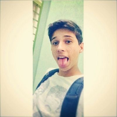 não adianta olhar para o céu com mt fé e pouca luta