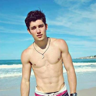 Hey/I am Justin Mattew/18 years old Welcome to my twitter