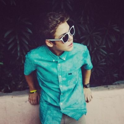 @JocyEspinosa followed you!! follow @JocyEspinosa unfollowing if you dont