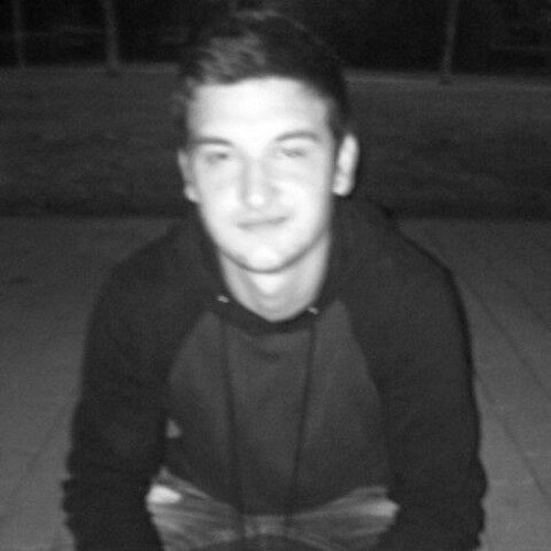 Mihaaiii's profile picture. 